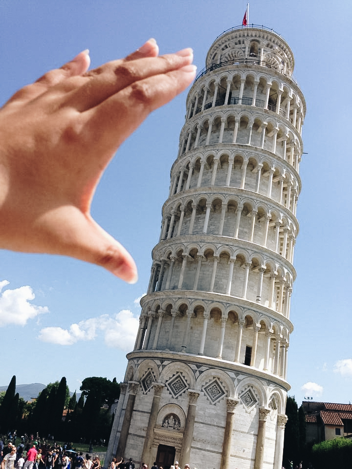 Contoh Report Text Objek Wisata Menara Pisa