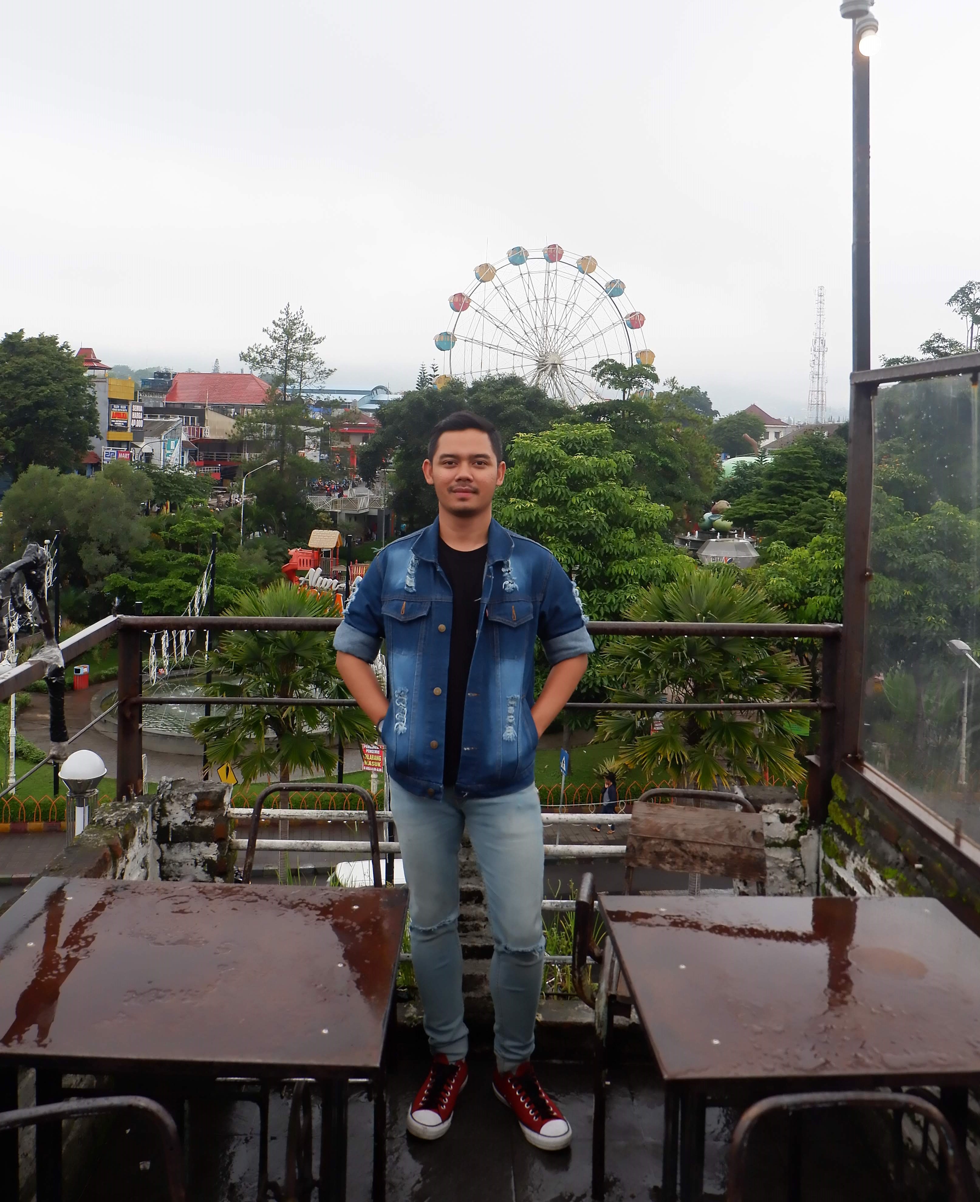 Pemandangan dari Rooftop Kopi Letek (c) Gema Ziqri Gemilang/Travelingyuk
