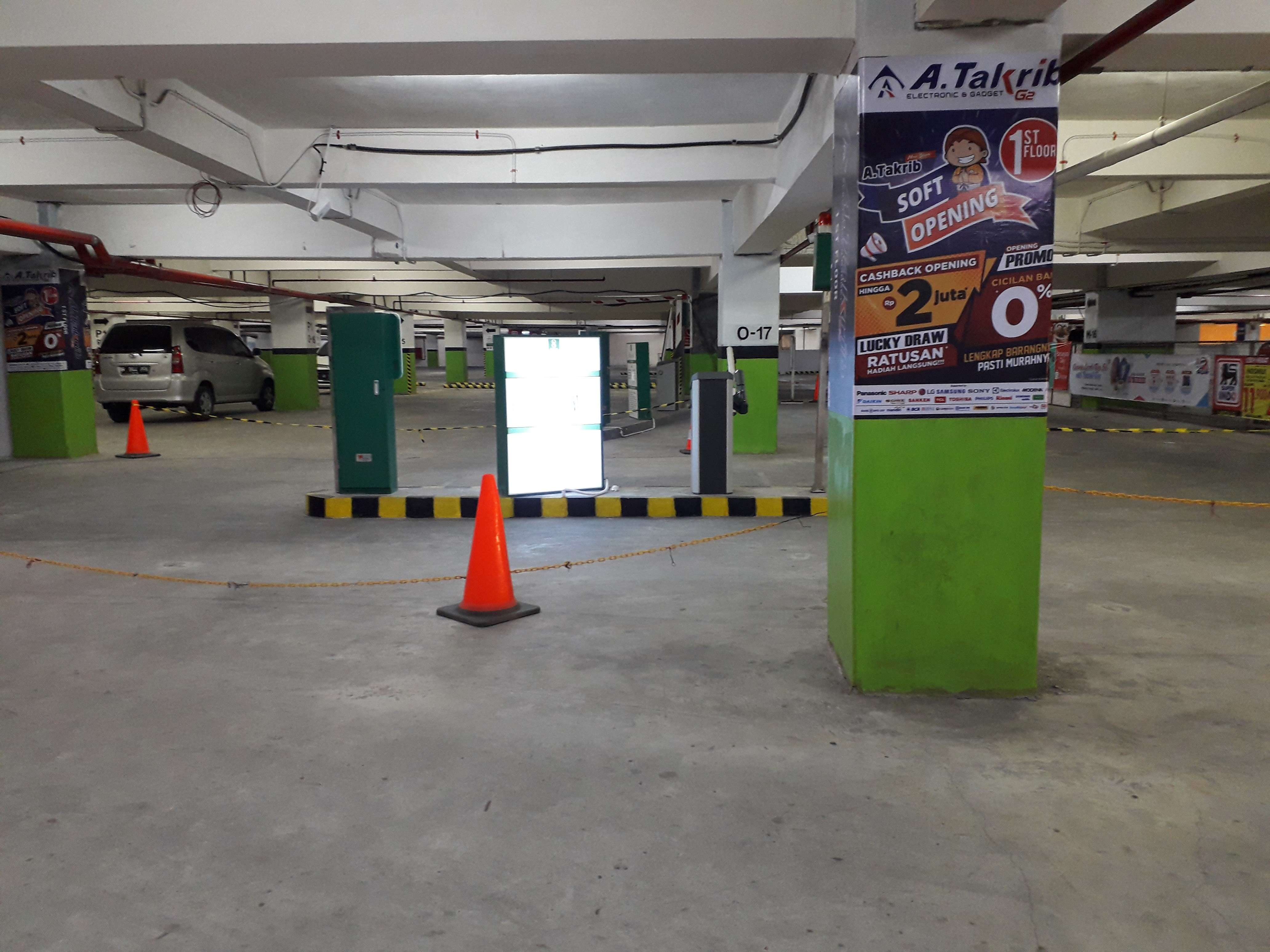 Area parkir Sleman City Hall  (c) Siti Hanifah/Travelingyuk