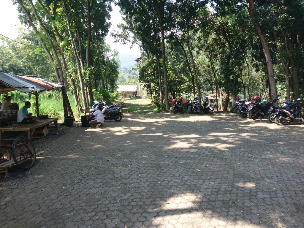 Lokasi Parkiran dan Pintu Masuk (c) Rudiyanto/Travelingyuk