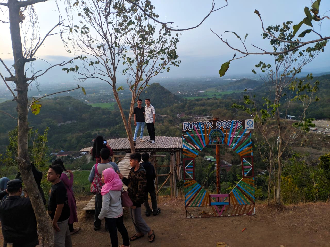Puncak Sosok Bantul, Wisata Instragramable di Yogyakarta